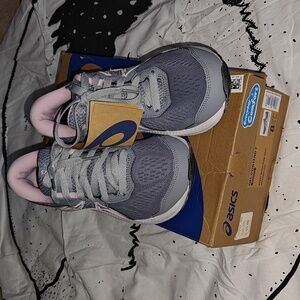 Asics women gel contend 7